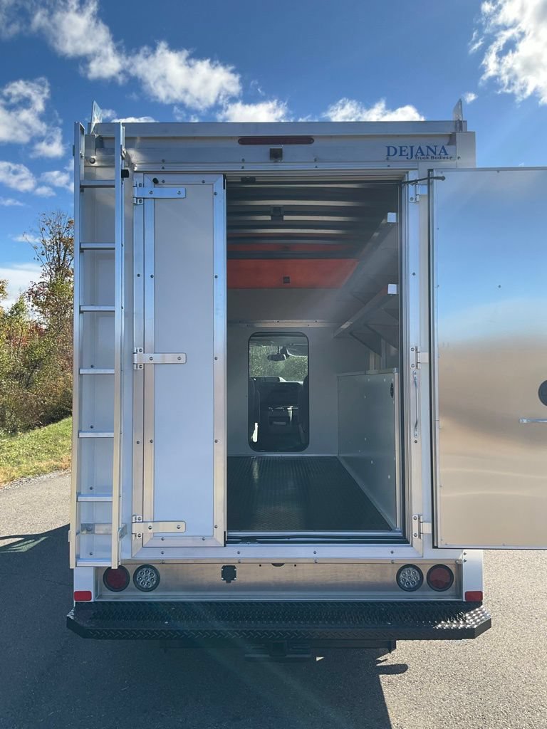 New 2026 Ford E-350 and Econoline 350 Super Duty w/ Power Equipment Group RWD image 15