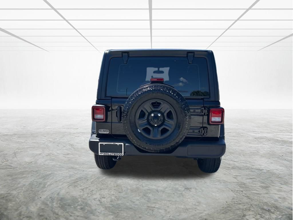 Used 2025 Jeep Wrangler Sport AWD/4WD image 5