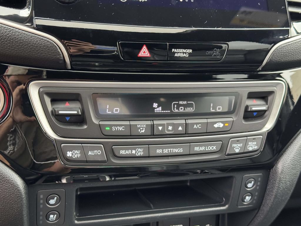 Certified 2023 Honda Passport Elite image 28