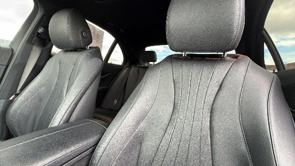 Used 2023 Mercedes-Benz E 350 Sedan image 11