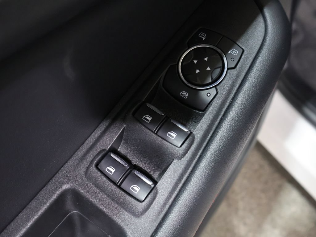 Used 2024 Ford Edge ST-Line AWD/4WD image 13