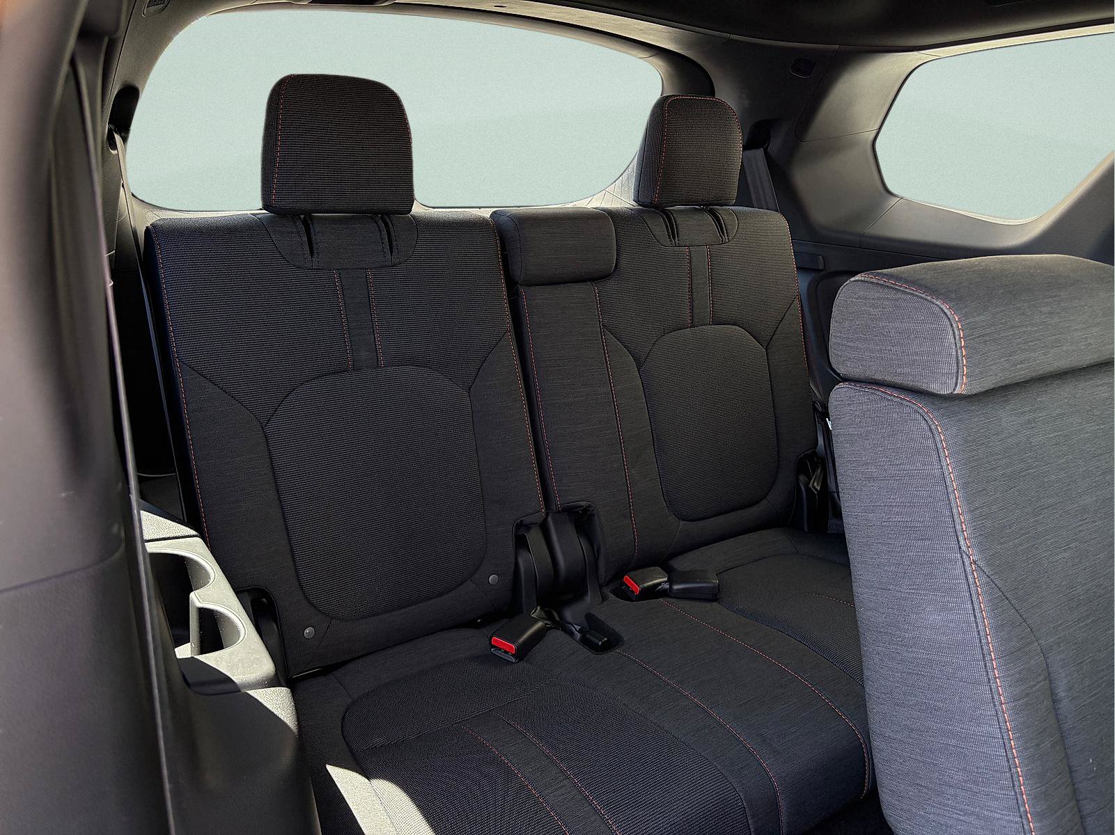 Certified 2025 Honda Pilot Sport image 26