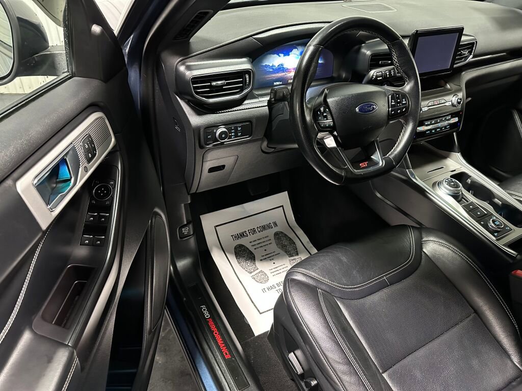 Used 2020 Ford Explorer ST AWD/4WD image 6