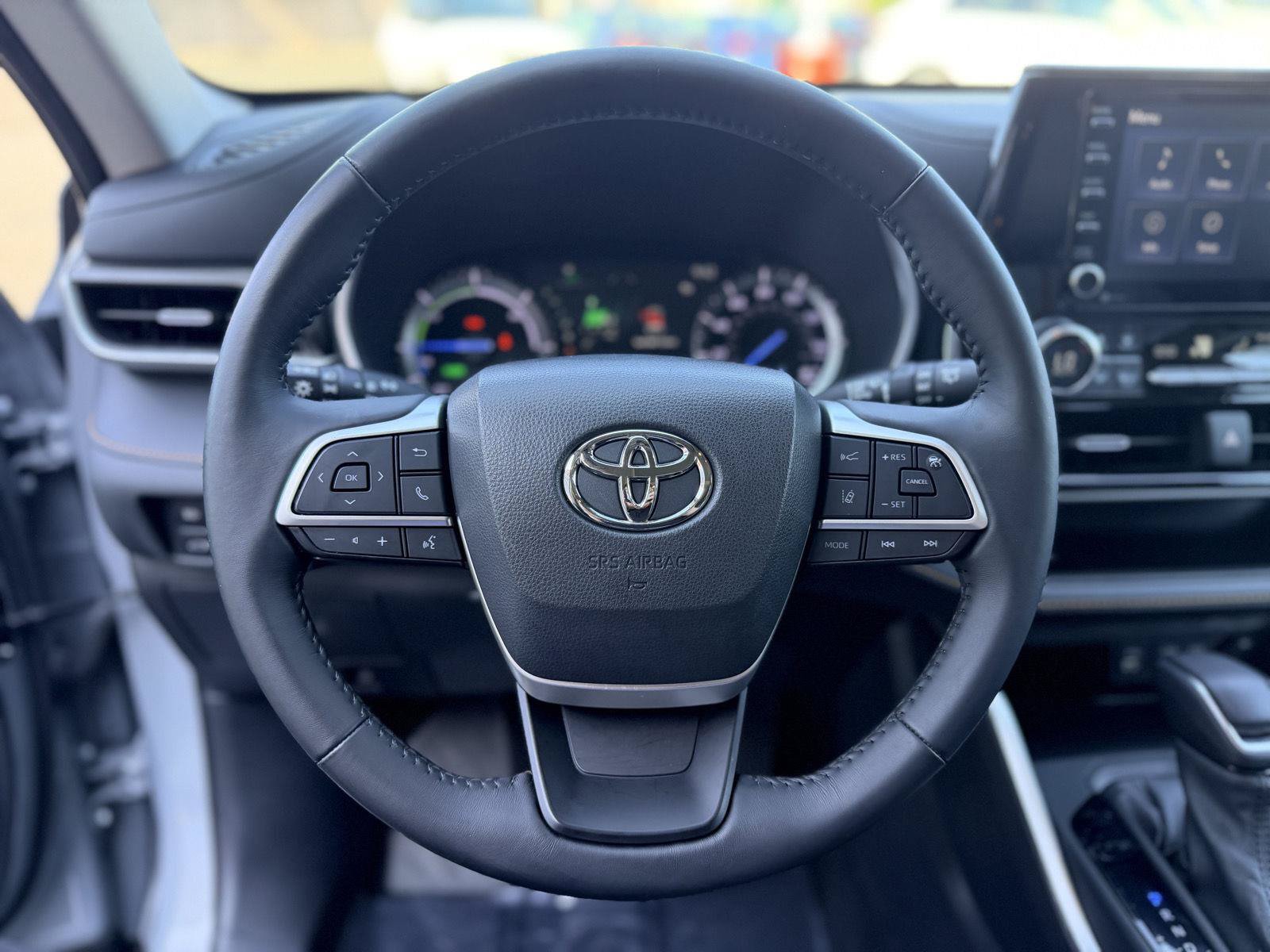 Used 2022 Toyota Highlander Bronze Edition AWD/4WD image 29