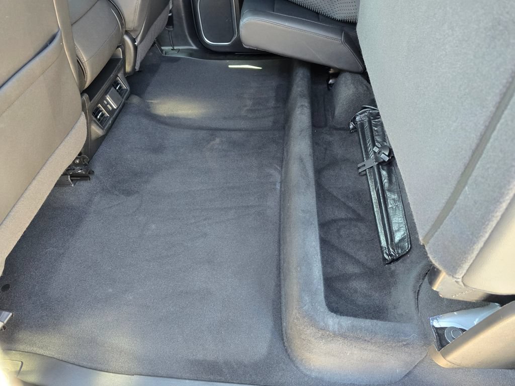Used 2025 GMC Sierra 1500 SLT AWD/4WD image 40