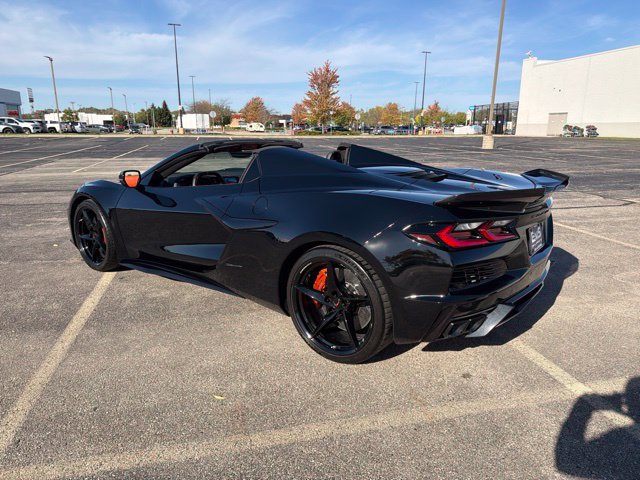 Used 2025 Chevrolet Corvette E-Ray w/ Stealth Interior Trim Package AWD/4WD image 33