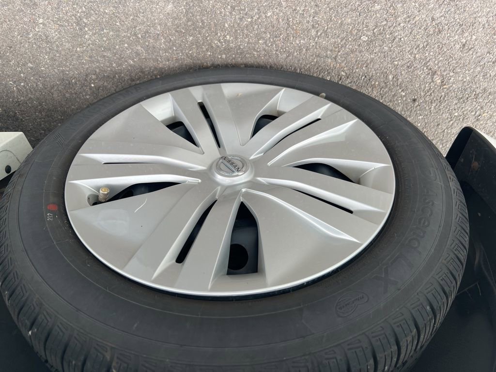 Used 2018 Nissan Leaf S w/ S Charge Package image 5