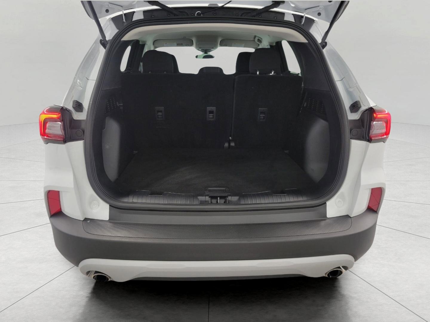 Used 2025 Ford Escape Active image 15