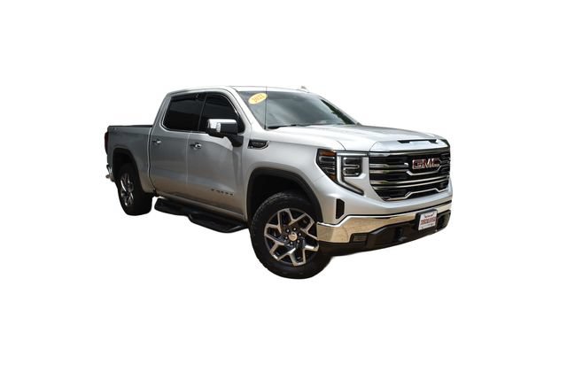 Used 2022 GMC Sierra 1500 SLT w/ X31 Off-Road Package AWD/4WD image 2