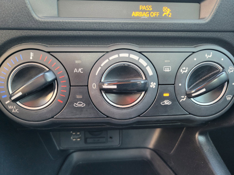 Used 2018 MAZDA MAZDA3 Sport w/ Preferred Equipment Package image 32