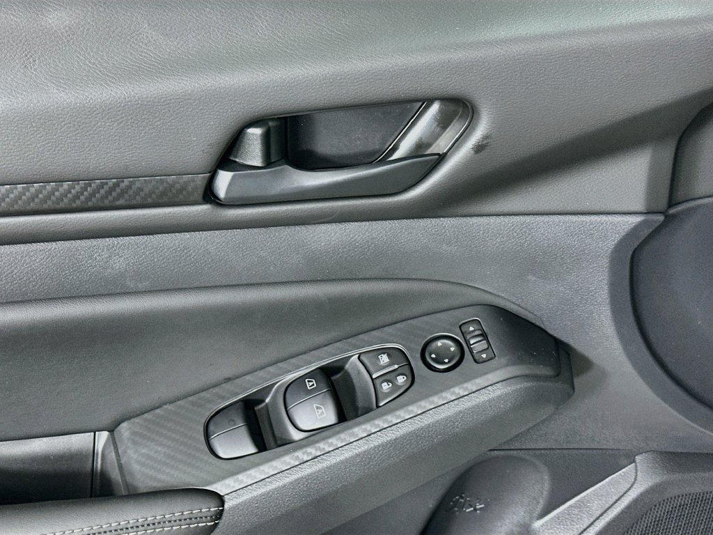 New 2026 Nissan Altima 2.5 SV AWD/4WD image 23