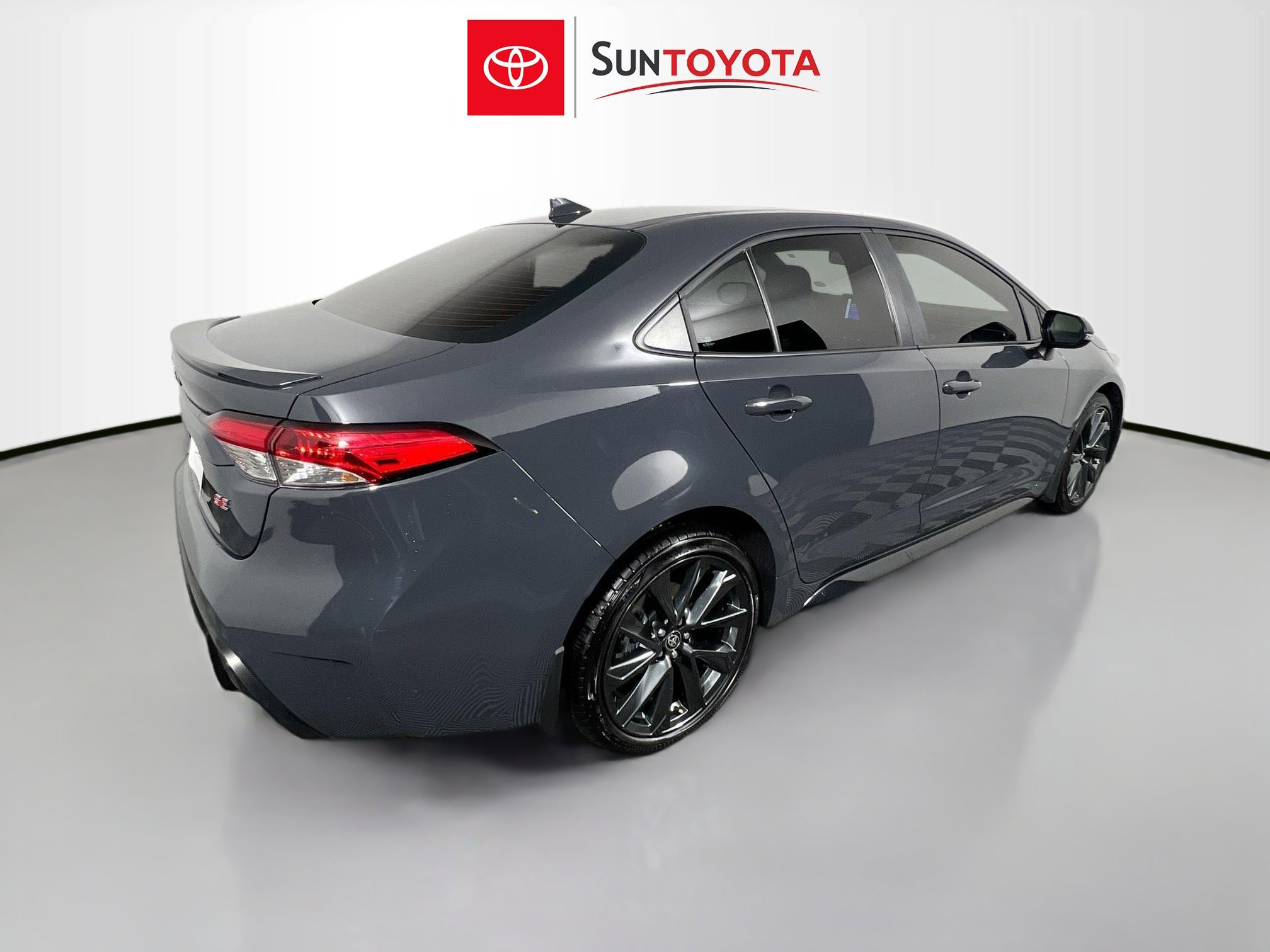 Used 2025 Toyota Corolla SE image 4