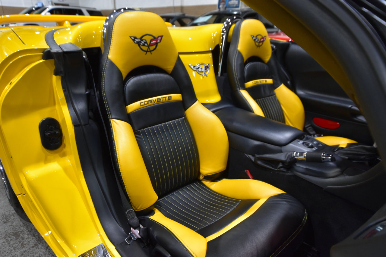 Used 2003 Chevrolet Corvette Convertible w/ Preferred Equipment Group1 image 50