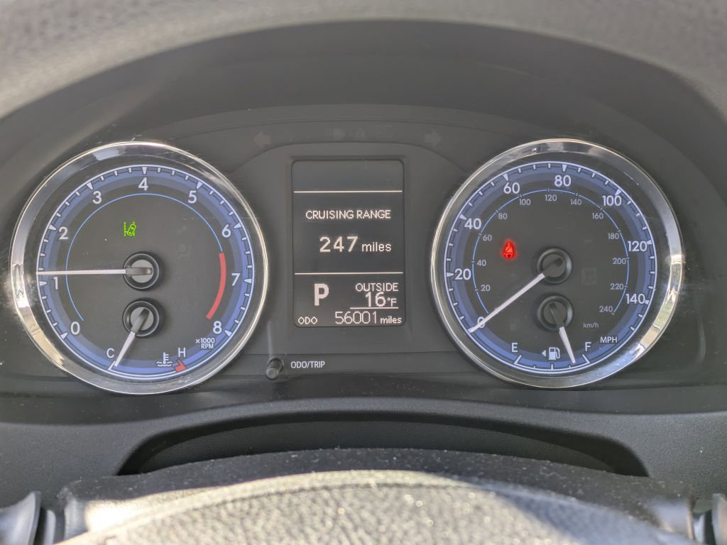 Used 2018 Toyota Corolla LE image 19