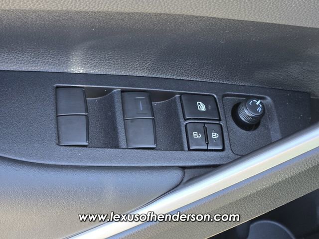 Used 2026 Toyota Corolla Cross XLE w/ Convenience Package FWD image 21