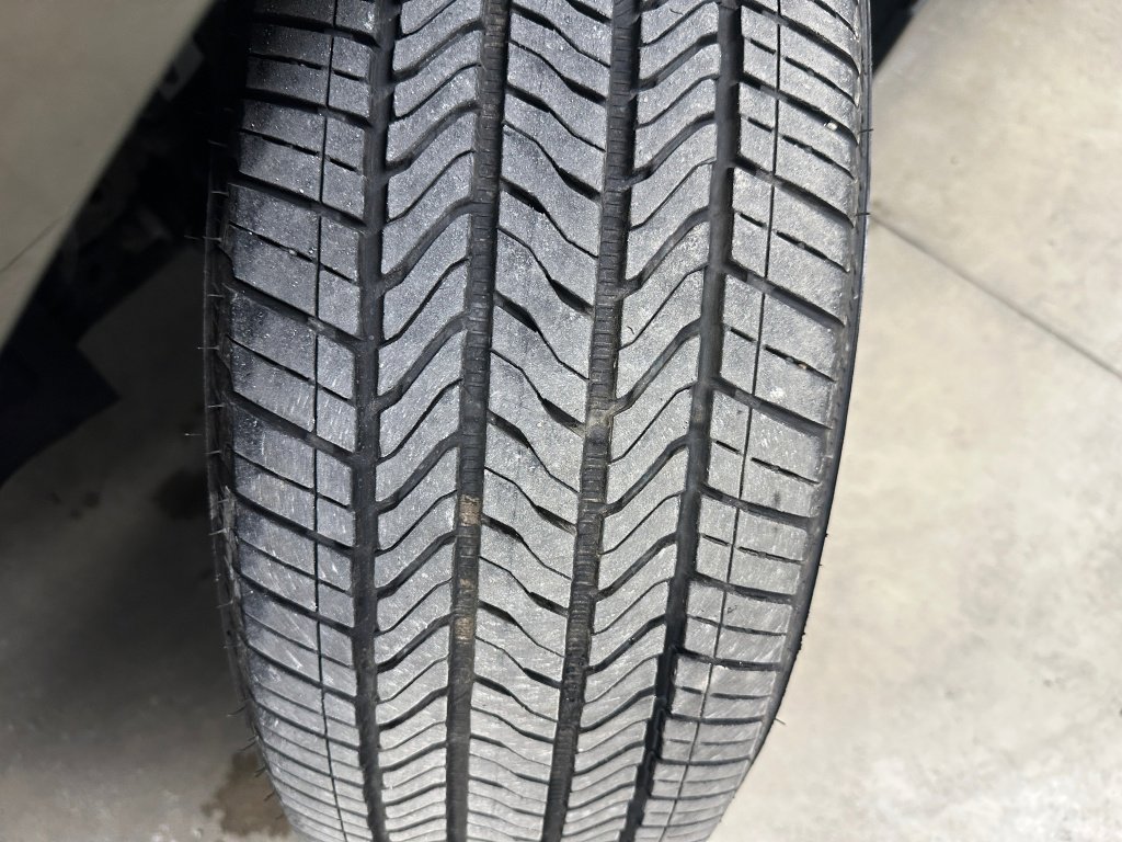 Used 2024 Chevrolet Equinox LT w/ LPO, Floor Liner Package image 37