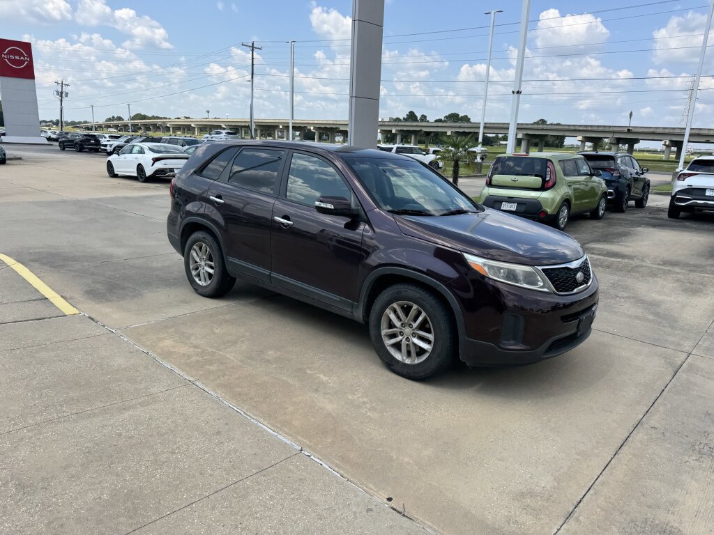 Used 2014 Kia Sorento LX FWD image 10