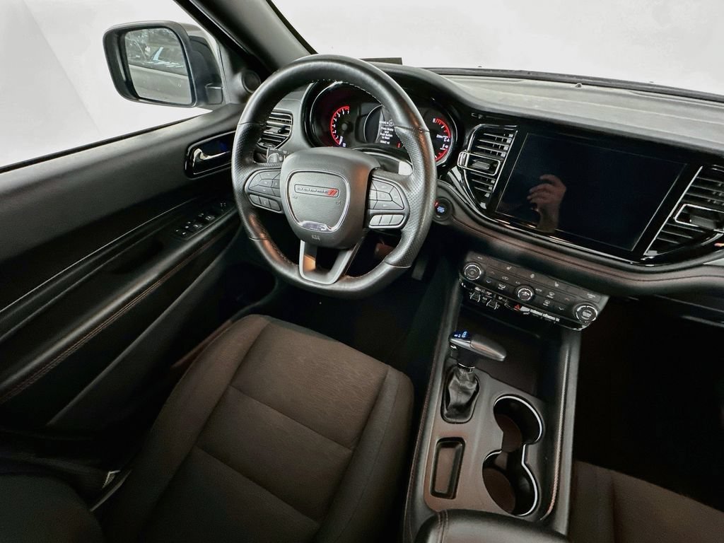 Used 2025 Dodge Durango GT RWD image 9