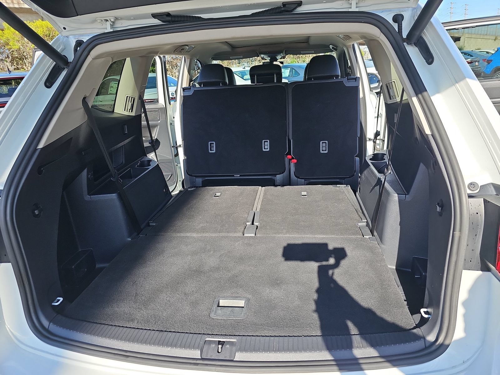 Used 2020 Volkswagen Atlas SEL FWD image 14