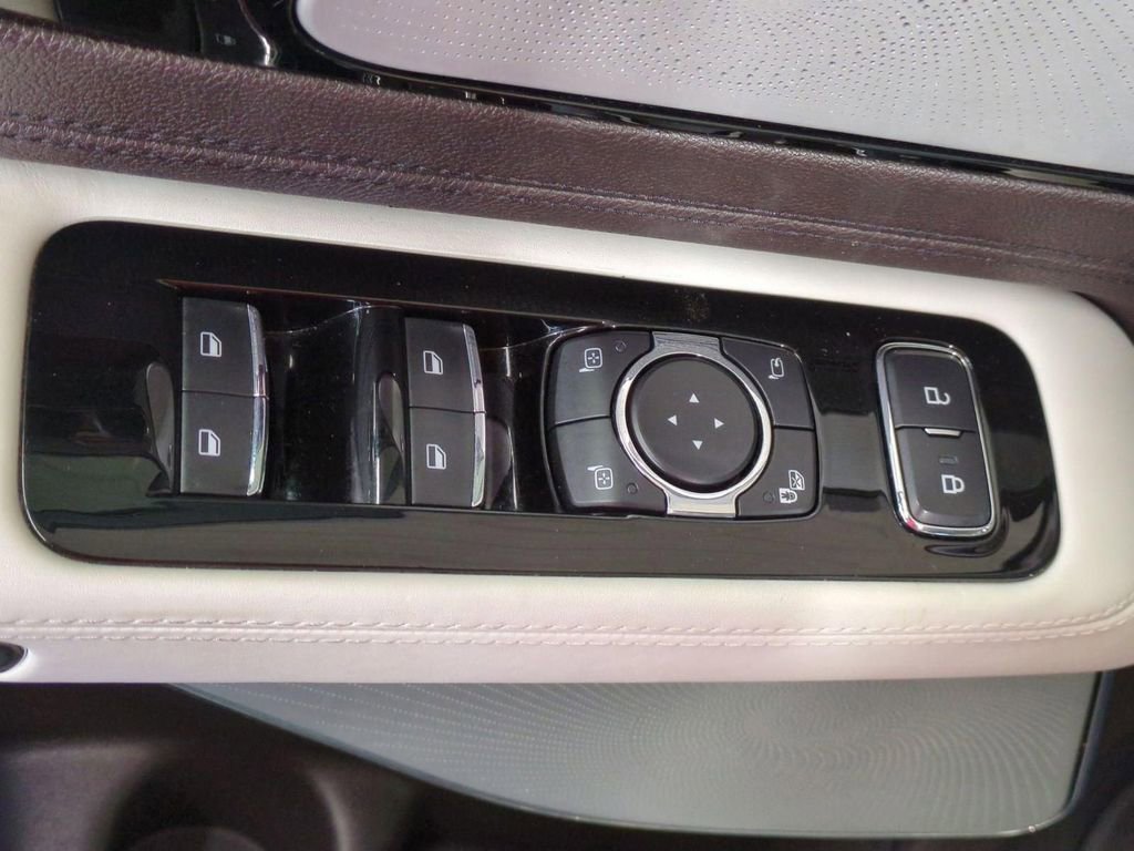 Certified 2023 Lincoln Aviator Black Label w/ Dynamic Handling Package image 16