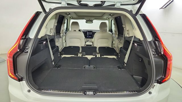 New 2026 Volvo XC90 B6 Ultra w/ Protection Package AWD/4WD image 44
