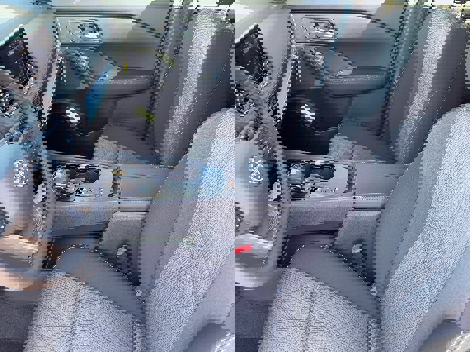 New 2026 Nissan Rogue SV image 17