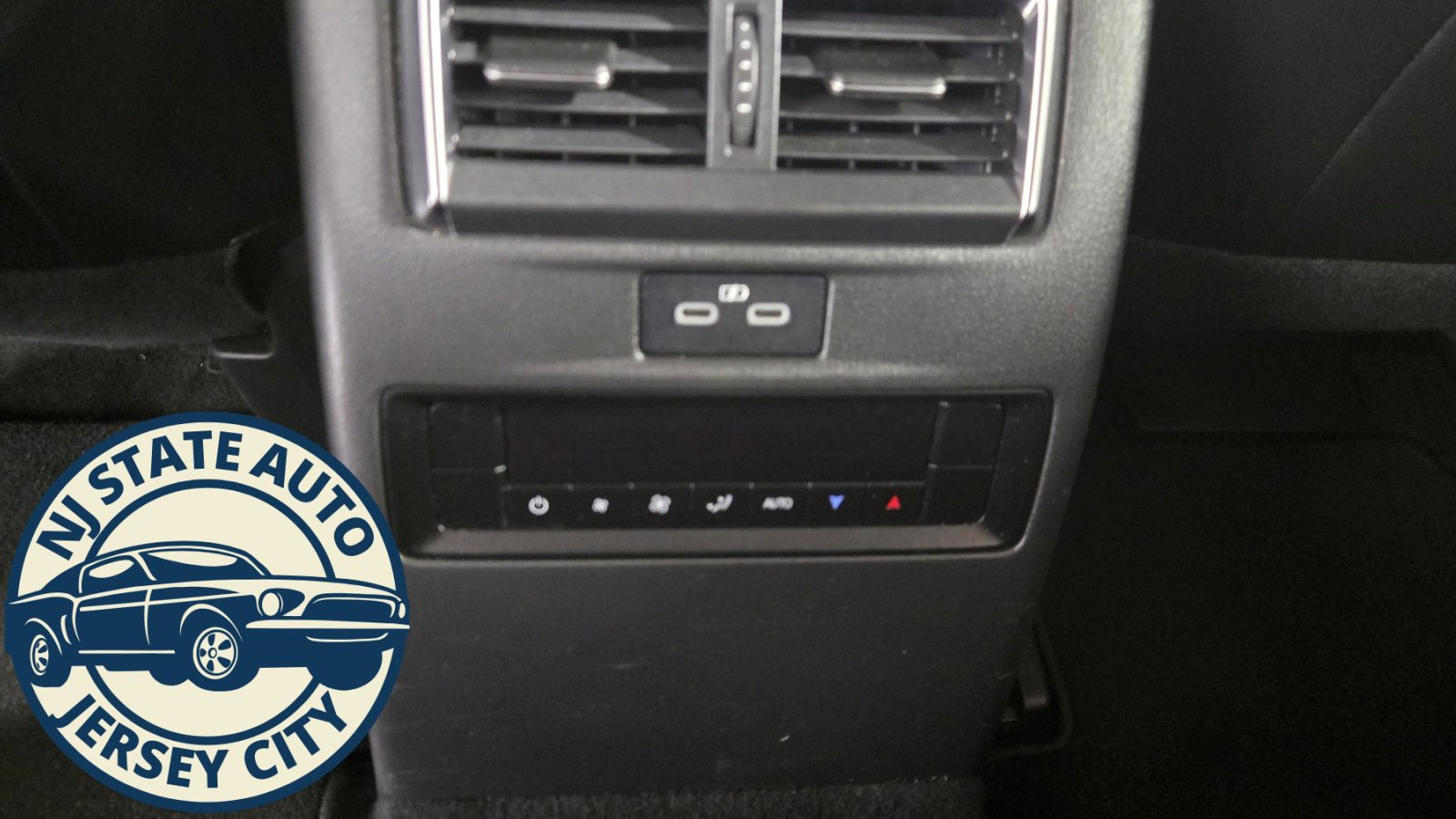 Used 2024 MAZDA CX-90 3.3 Turbo w/ Preferred Plus image 28