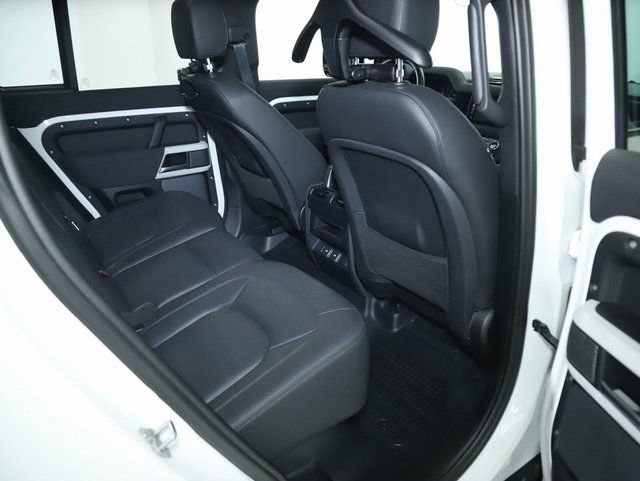 Certified 2023 Land Rover Defender 110 S AWD/4WD image 31