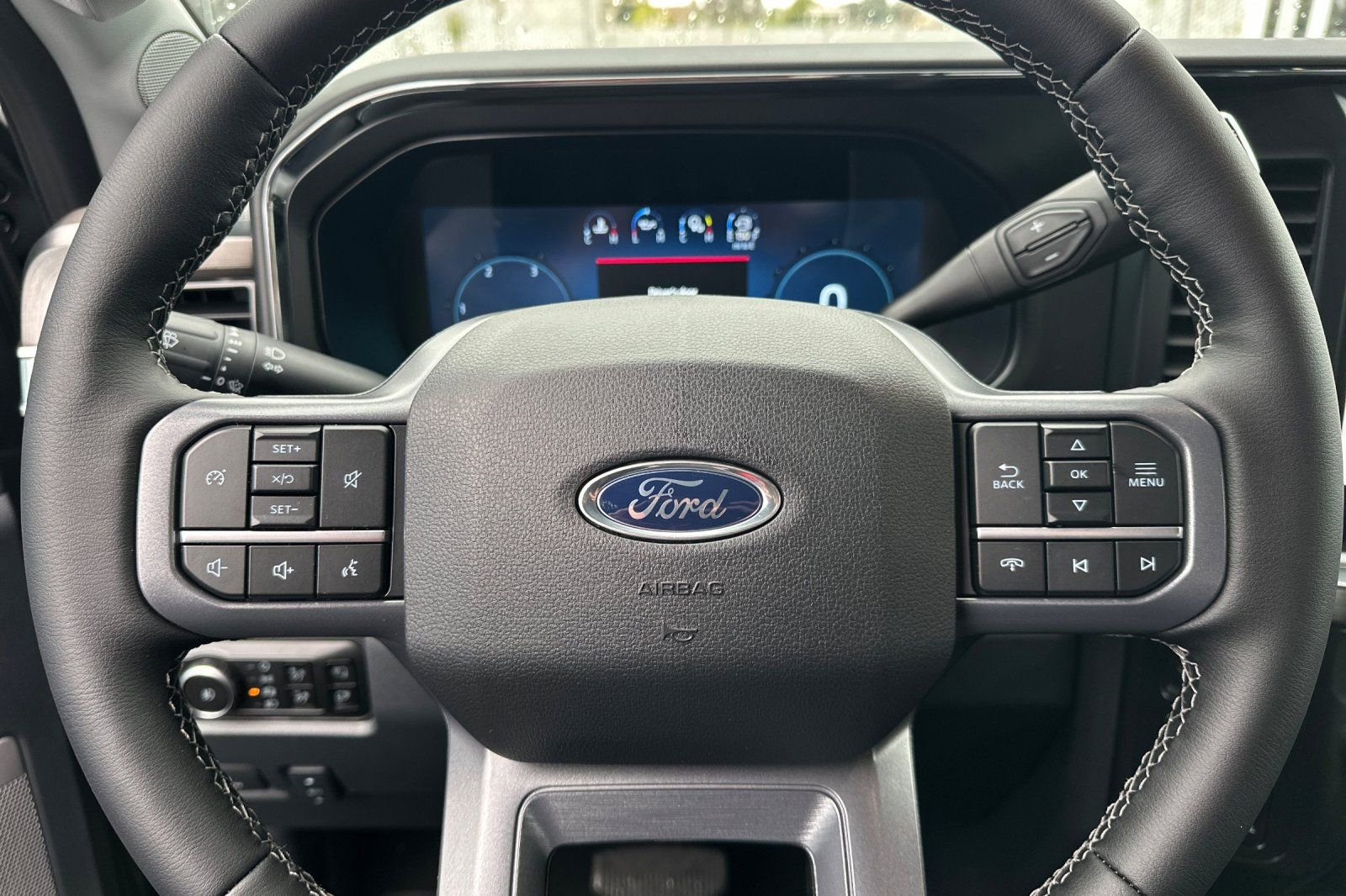 New 2026 Ford F350 Lariat w/ Black Appearance Package image 25