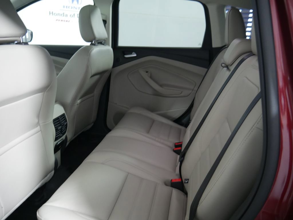 Used 2019 Ford Escape Titanium image 13