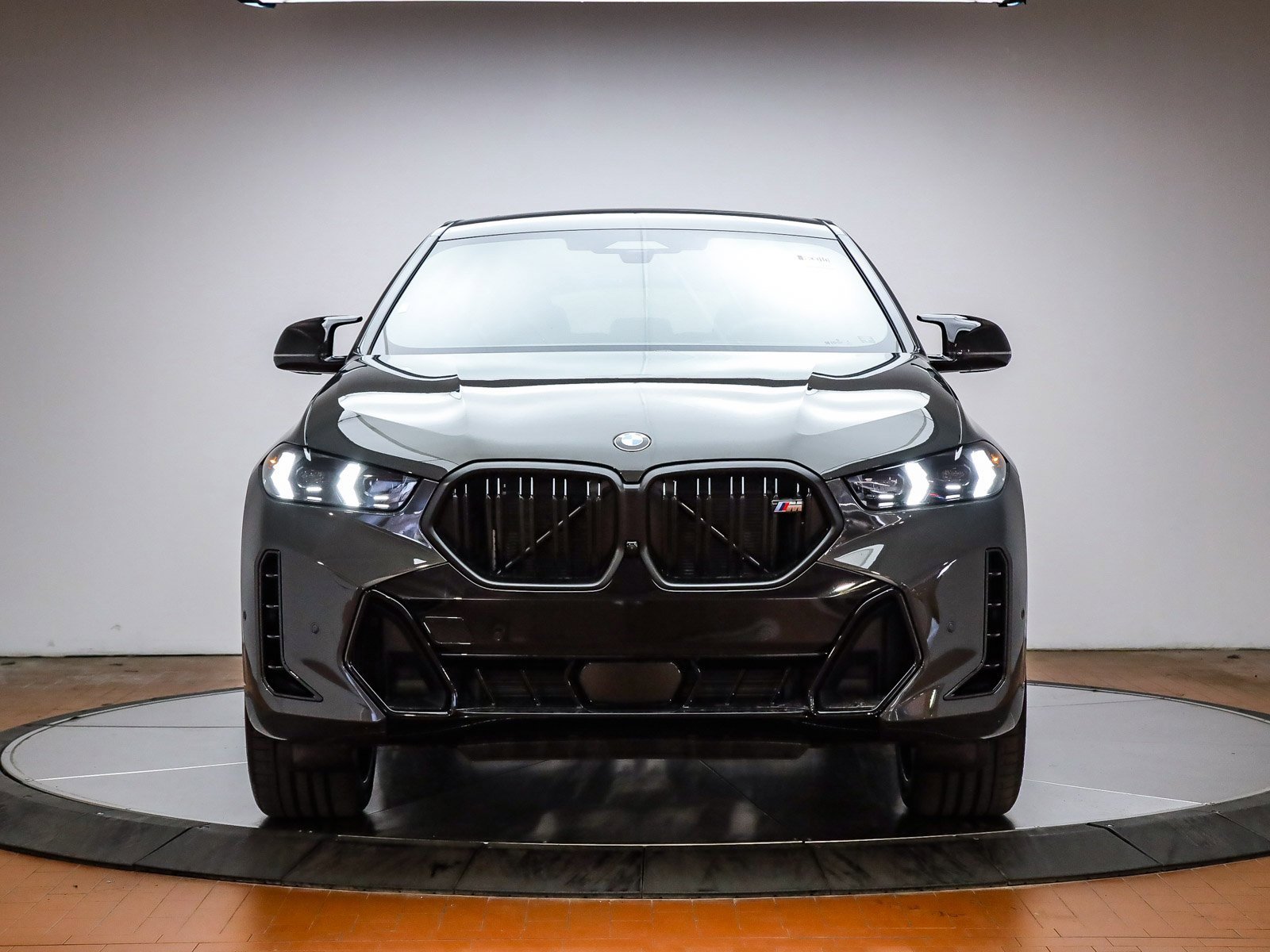 New 2026 BMW X6 M60i image 2