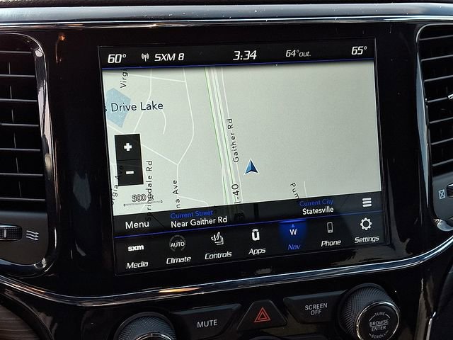 Used 2021 Jeep Grand Cherokee Laredo X image 16