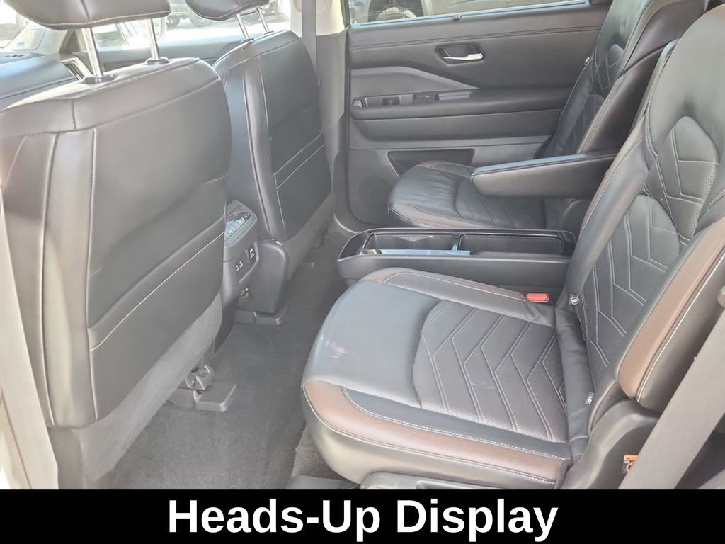 Used 2022 Nissan Pathfinder Platinum w/ Lighting Package (N93) image 11