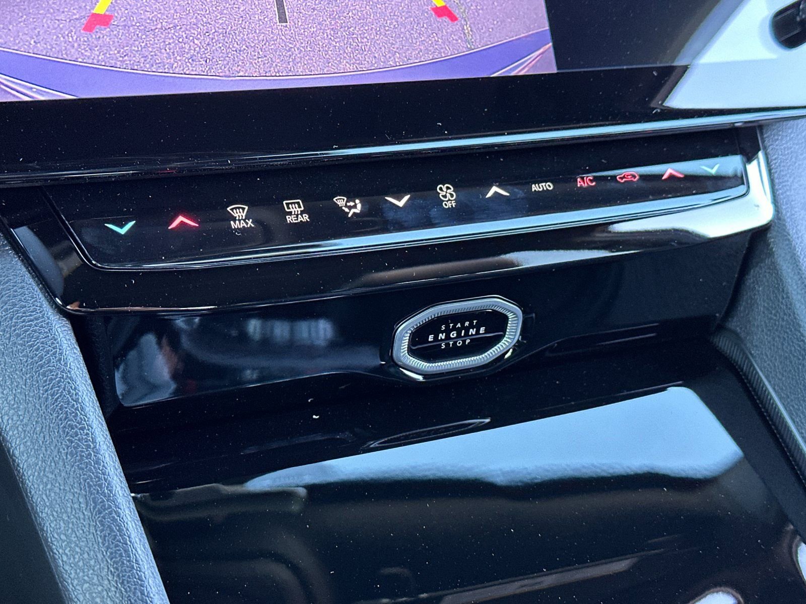 New 2026 Jeep Grand Cherokee Altitude AWD/4WD image 20
