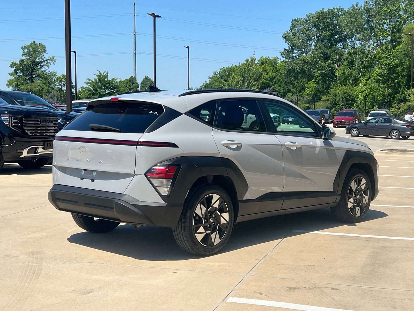 Used 2024 Hyundai Kona SEL w/ Convenience Package FWD image 11
