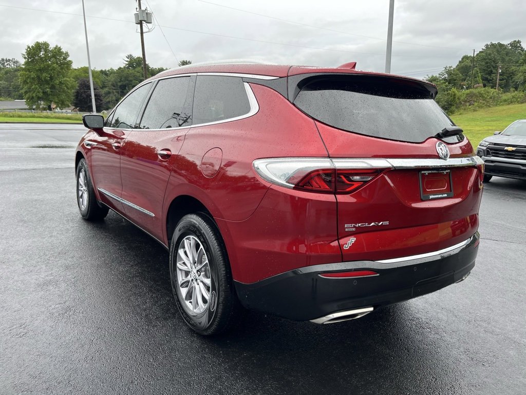 Used 2024 Buick Enclave Premium image 25