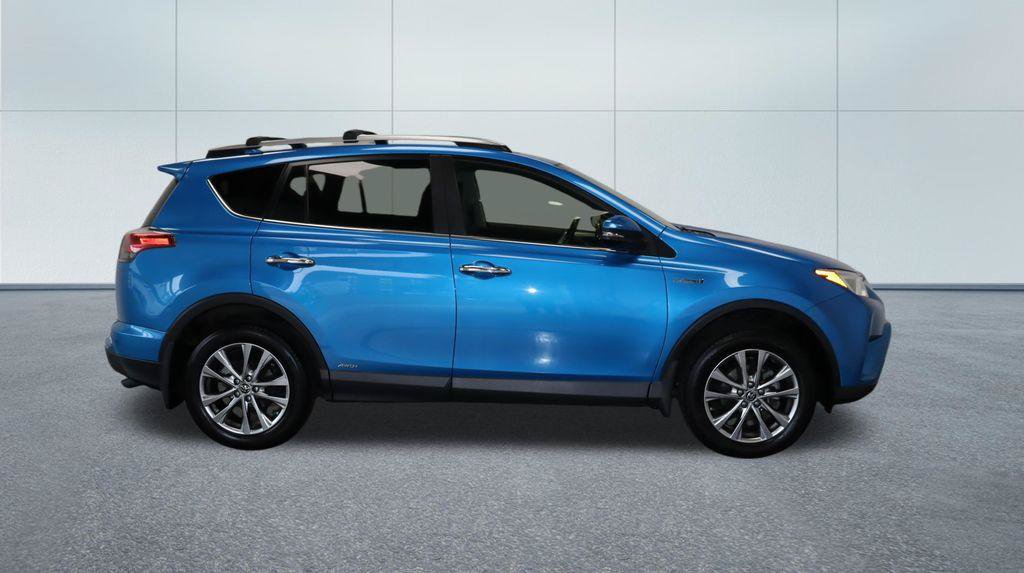 Used 2017 Toyota RAV4 Limited w/ Advanced Technology Package AWD/4WD image 9