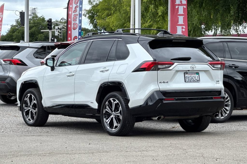 Certified 2025 Toyota RAV4 XSE w/ Weather Package AWD/4WD image 5