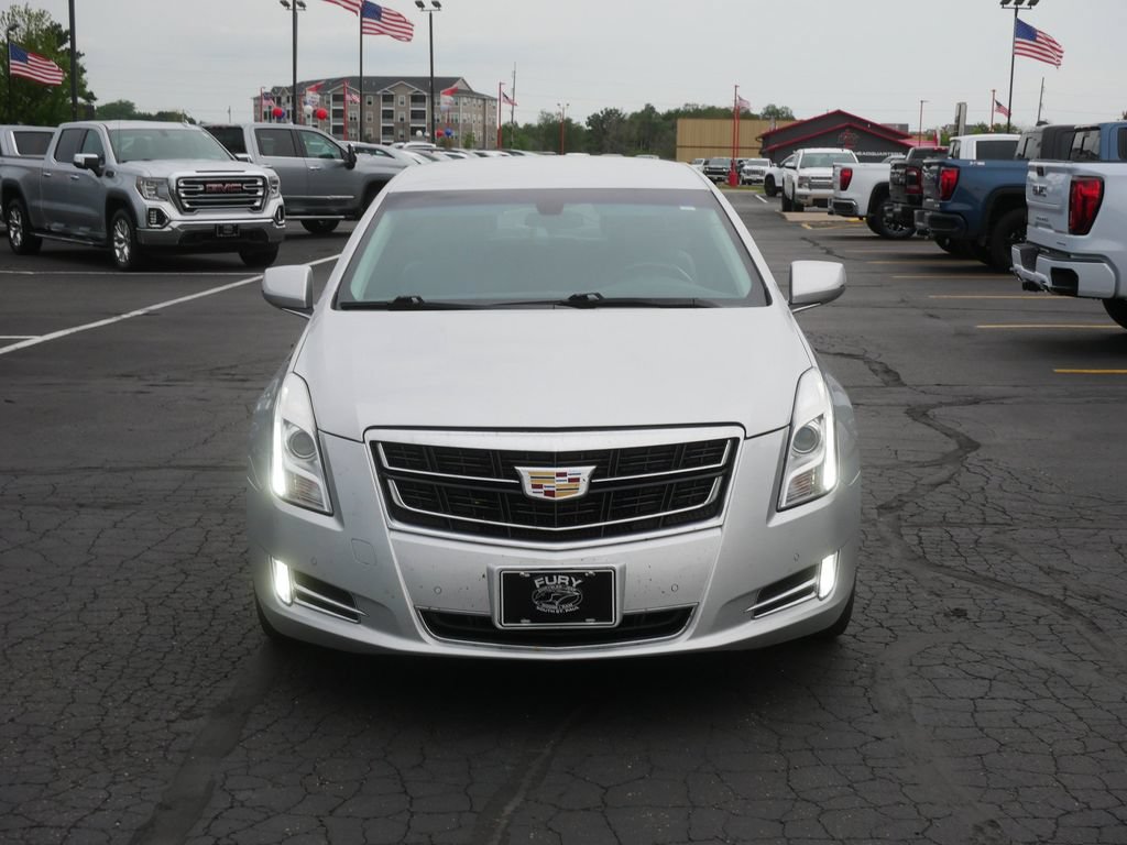 Used 2017 Cadillac XTS Luxury AWD/4WD image 3