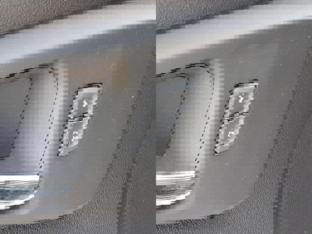 Used 2024 Chevrolet Malibu LT image 8