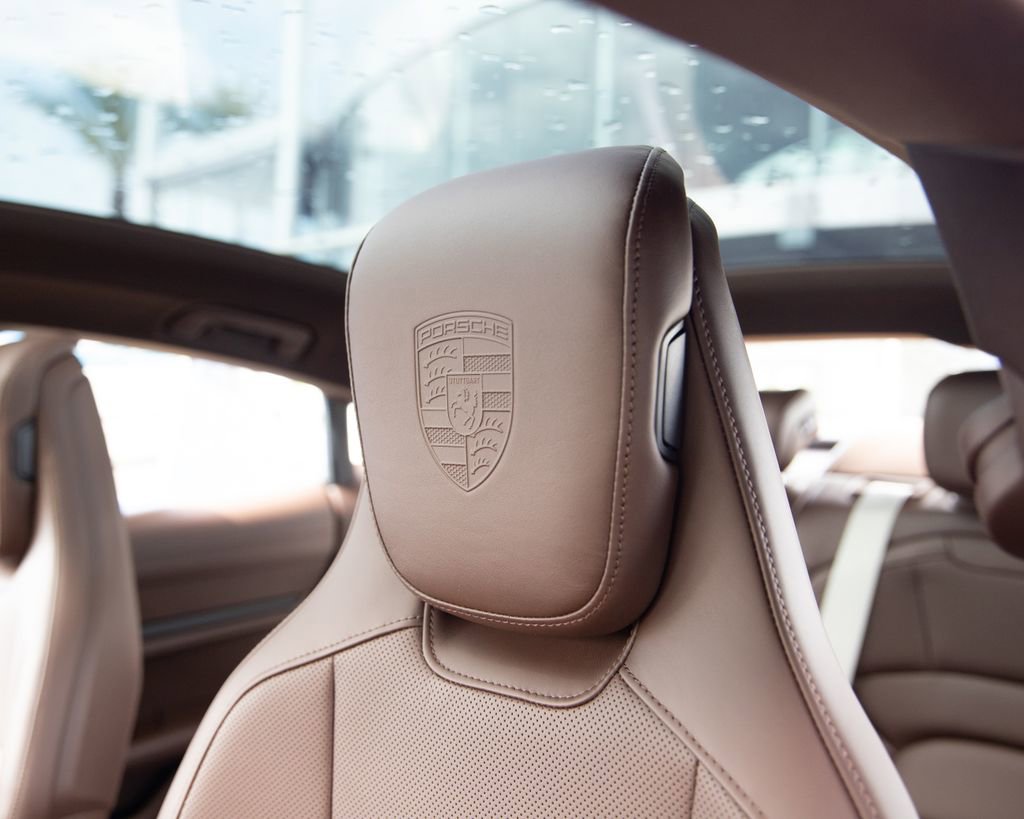 New 2026 Porsche Taycan 4S AWD/4WD image 16