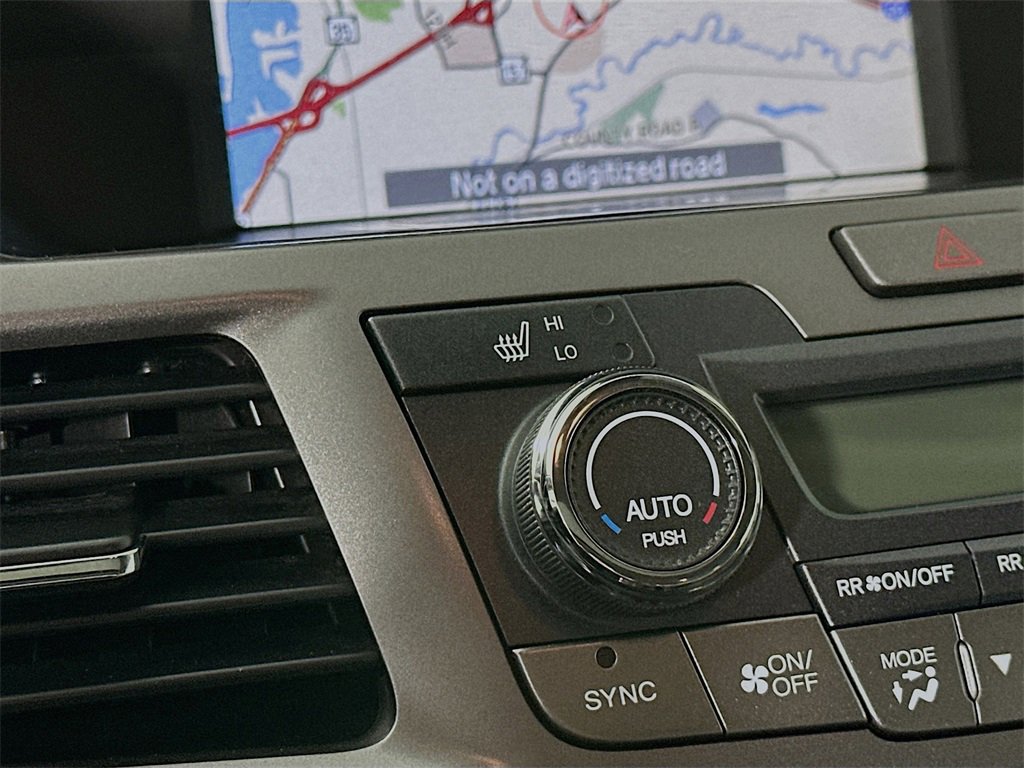 Used 2014 Honda Odyssey Touring image 24