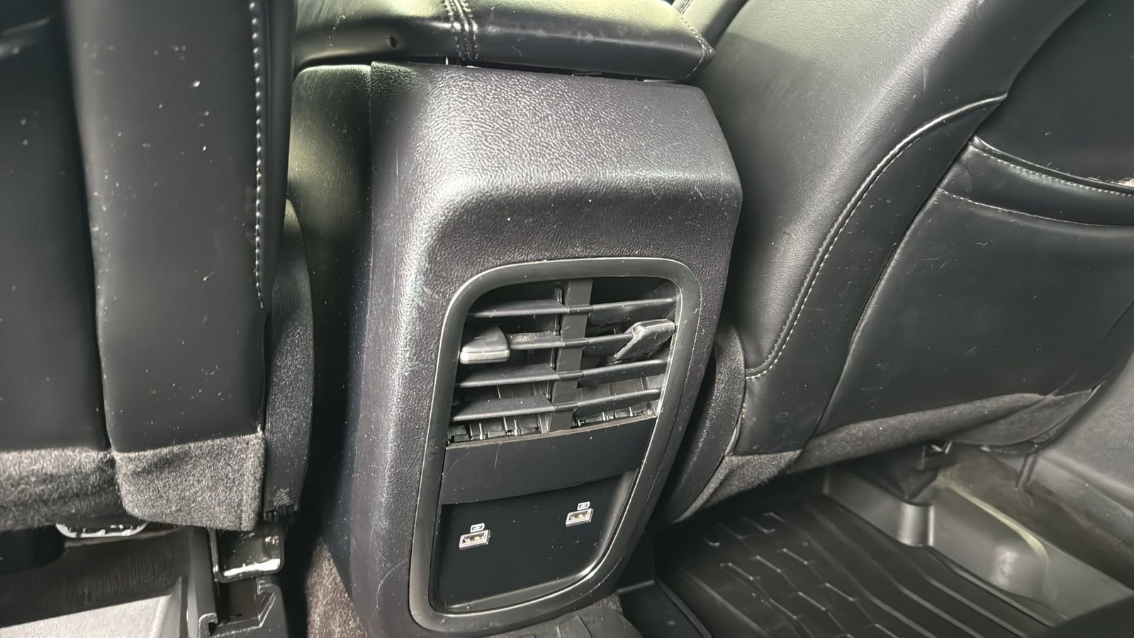 Used 2019 Lincoln MKC Select w/ Select Plus Package FWD image 24