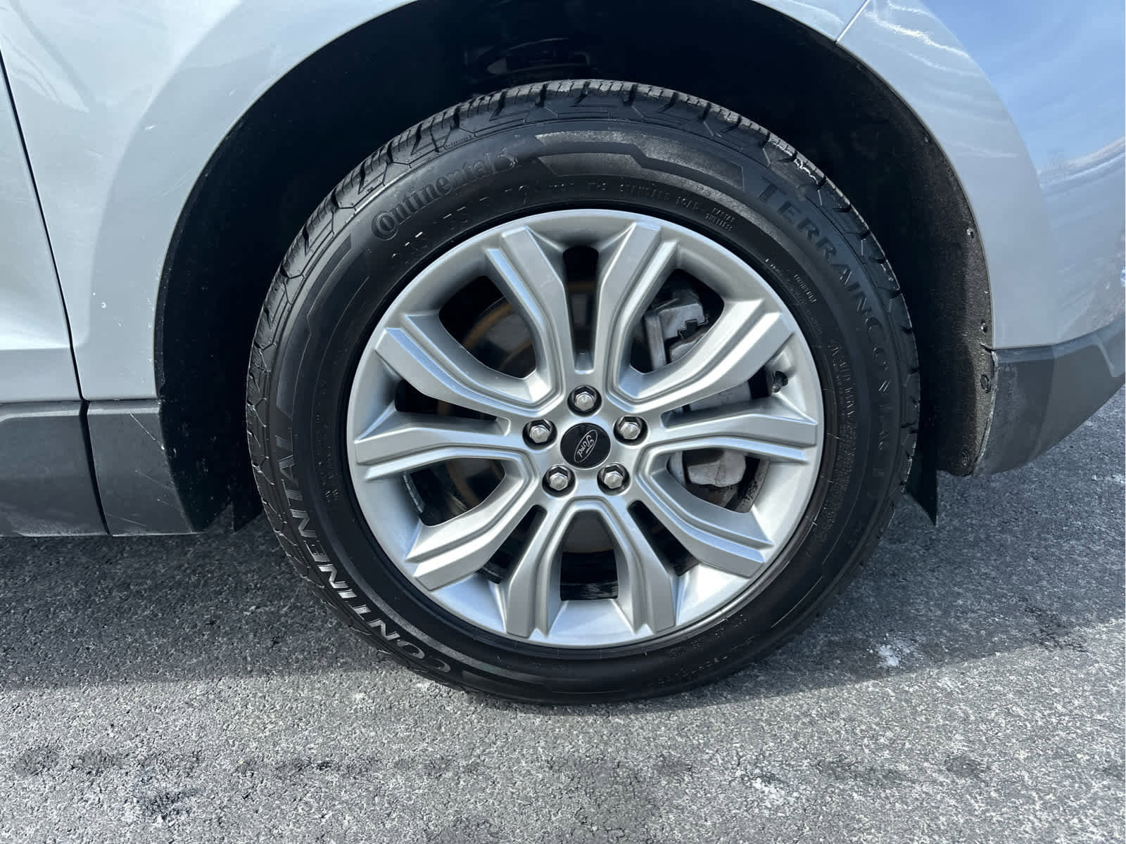 Used 2023 Ford Edge Titanium image 10