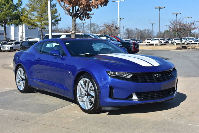 Used 2023 Chevrolet Camaro LT w/ RS Package image 3