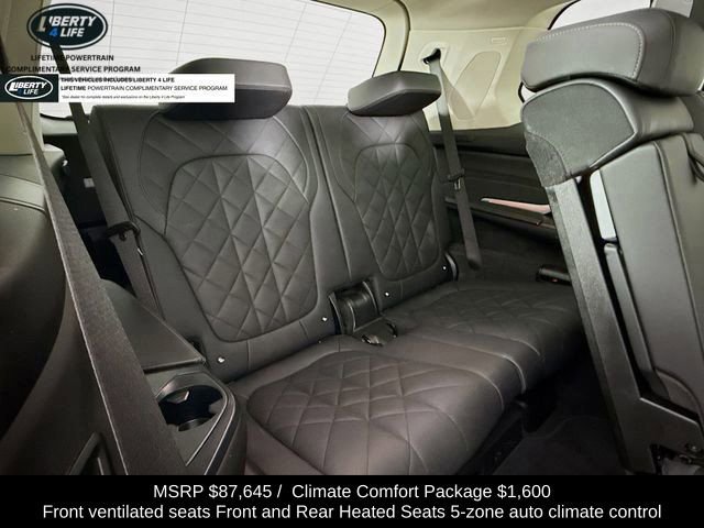 Used 2024 BMW X7 xDrive40i image 29