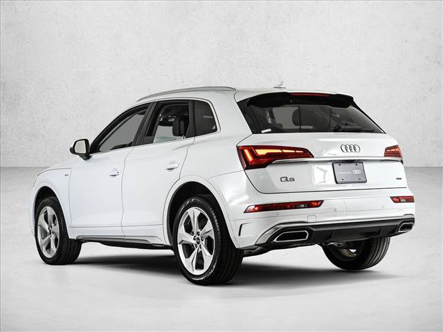 Certified 2025 Audi Q5 2.0T Premium Plus w/ Premium Plus Package AWD/4WD image 8