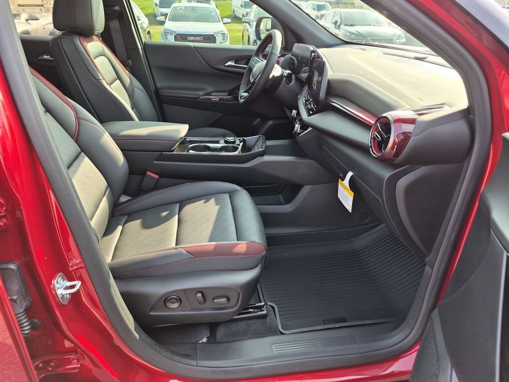 New 2027 Chevrolet Equinox RS w/ Safety and Technology Package FWD image 35