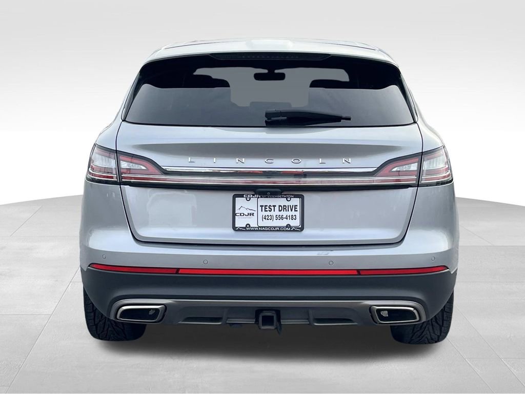 Used 2021 Lincoln Nautilus Reserve w/ Equipment Group 202A image 4