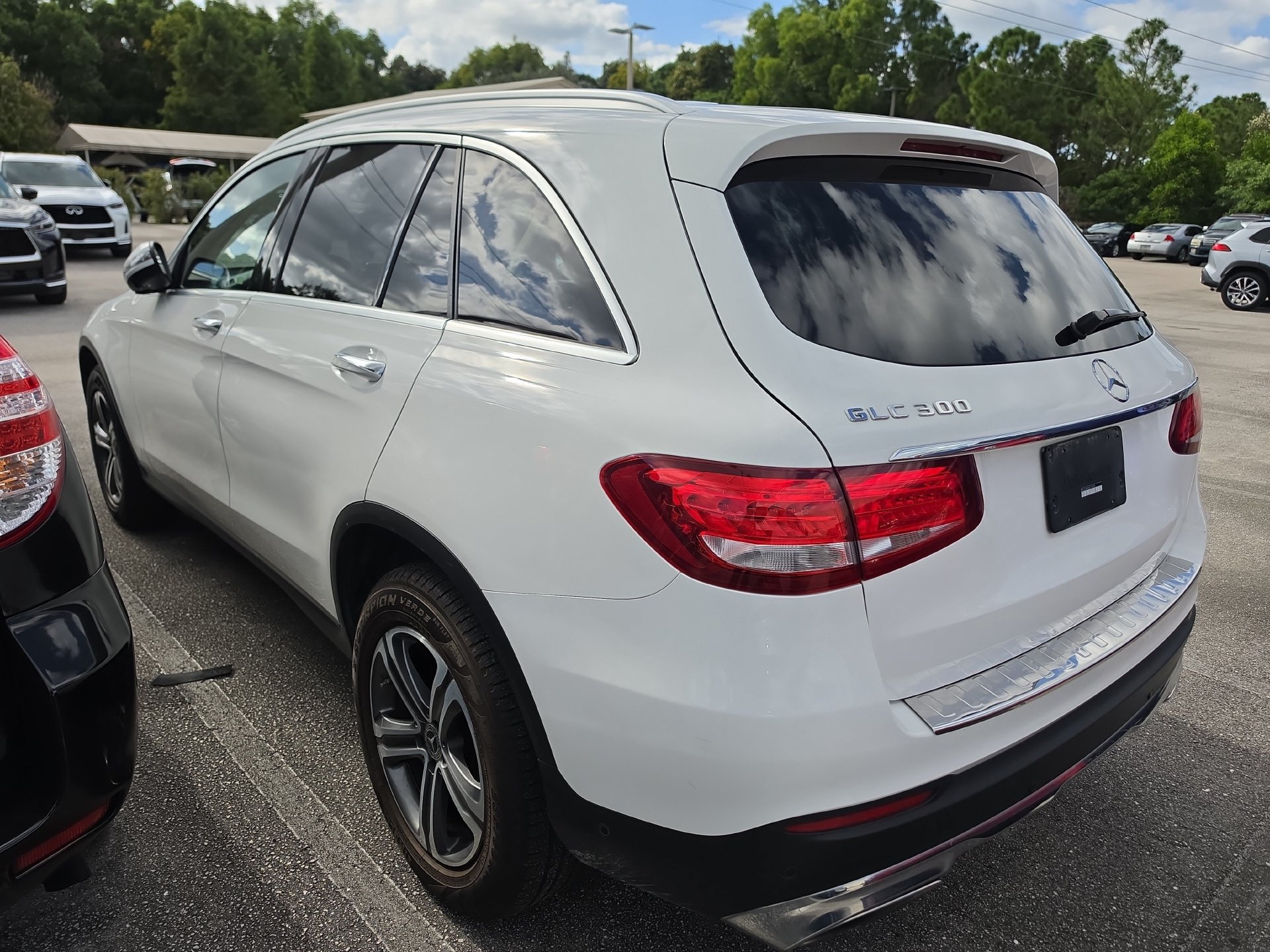 Used 2019 Mercedes-Benz GLC 300 image 7